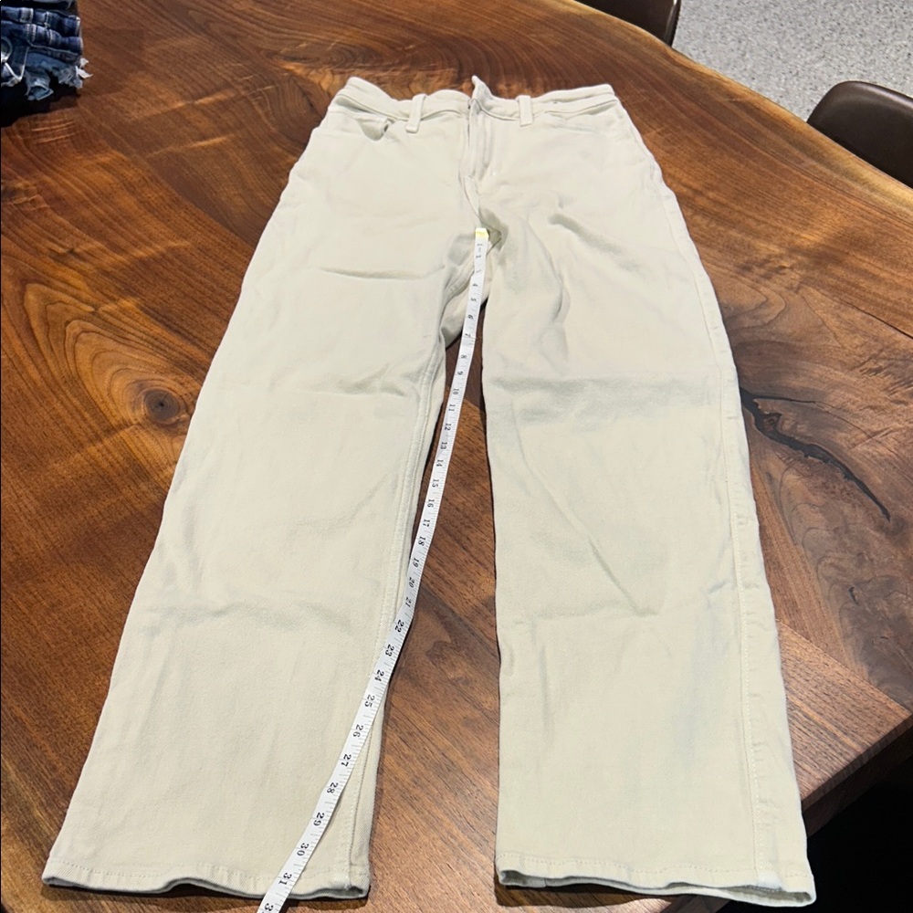 Hollister Cream Straight Leg Pants